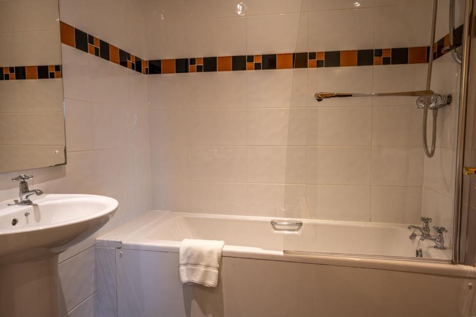Cairndale Hotel And Leisure Club Dumfries Extérieur photo