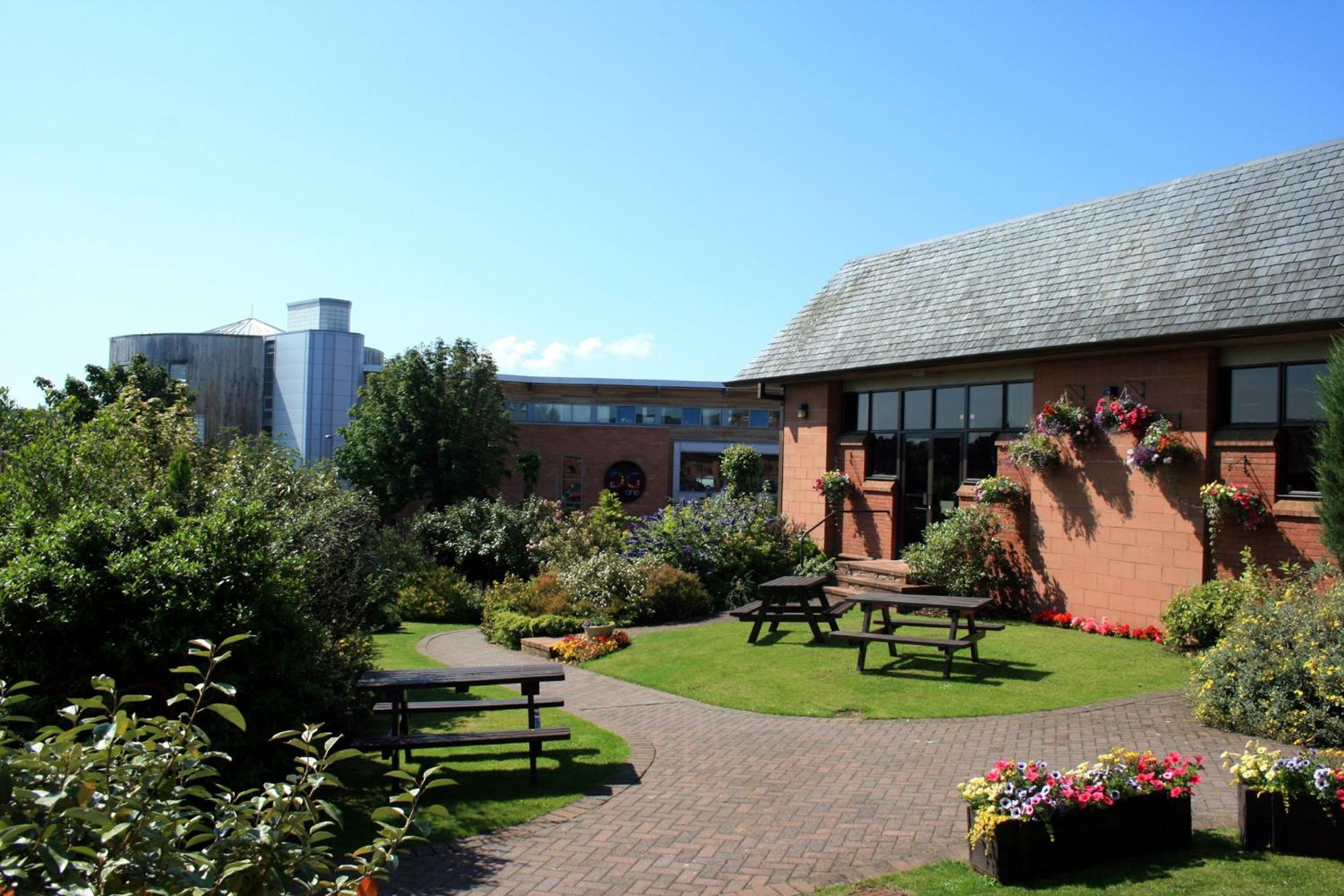Cairndale Hotel And Leisure Club Dumfries Extérieur photo